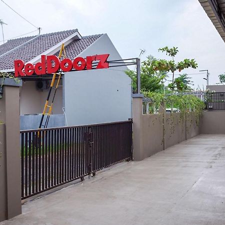 Hotel Reddoorz Syariah Near Exit Tol Pemalang Comal 2 Exterior foto